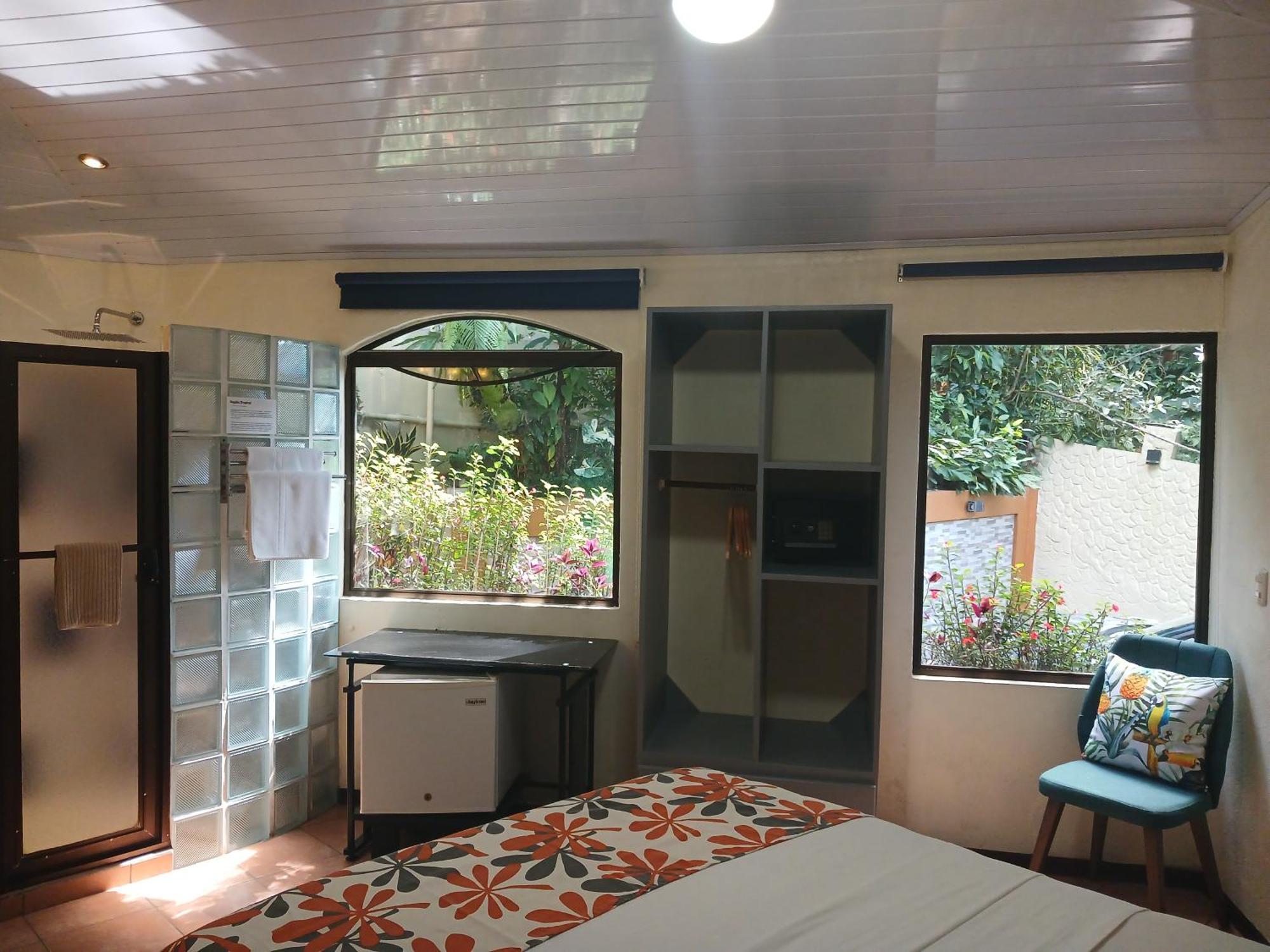 Coyaba Tropical Elegant Adult Guesthouse Nationalpark Nationalpark Manuel Antonio Exterior foto